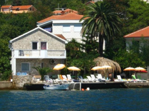 Apartments Roza